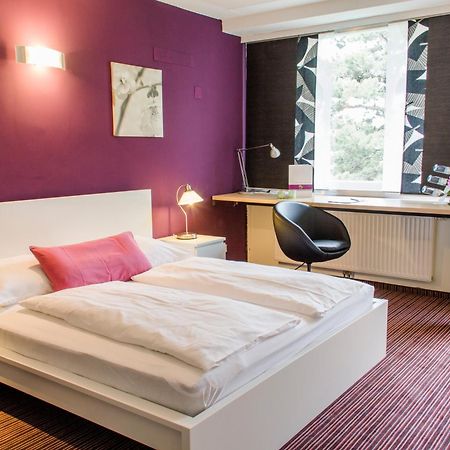 College Garden Hotel Bad Voeslau Dış mekan fotoğraf