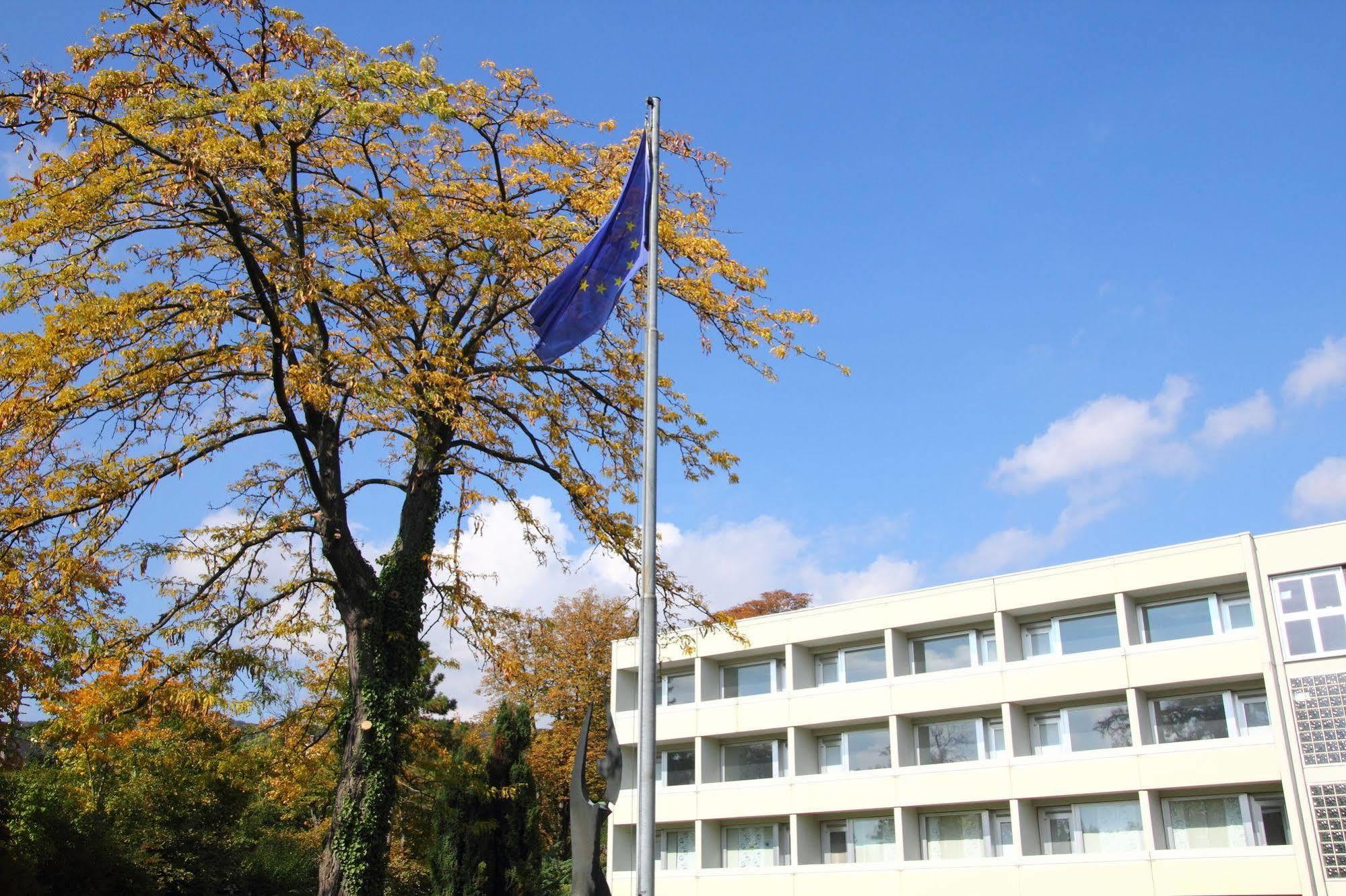 College Garden Hotel Bad Voeslau Dış mekan fotoğraf