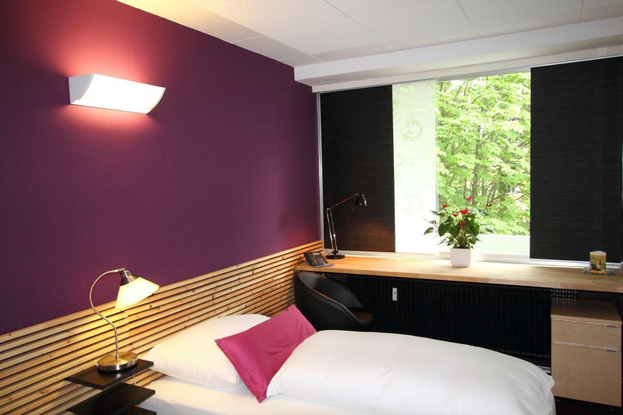 College Garden Hotel Bad Voeslau Dış mekan fotoğraf